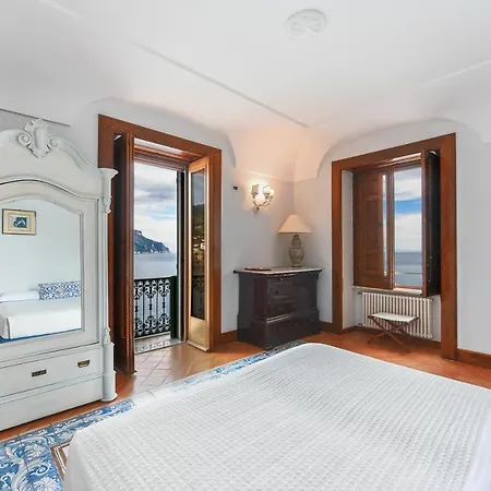 Ravello Art Apartments Apartment