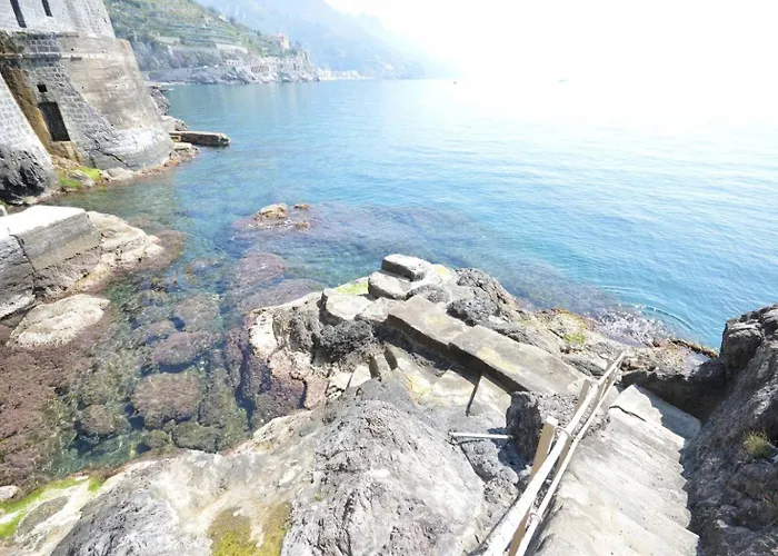 Ravello Art Apartments *